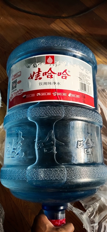 柳城县水能量桶装水专卖店