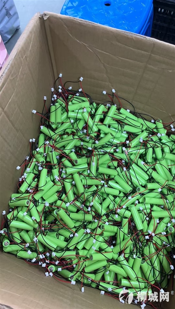 工厂电子配件外发加工